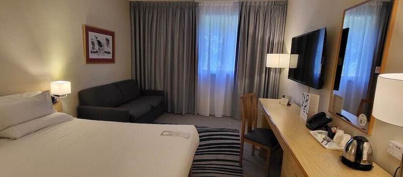 חדר אקזקיוטיב, Novotel Manchester West