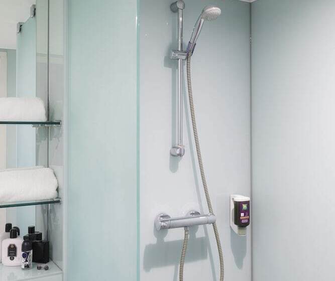 Номер Superior, Novotel Wolverhampton City Centre