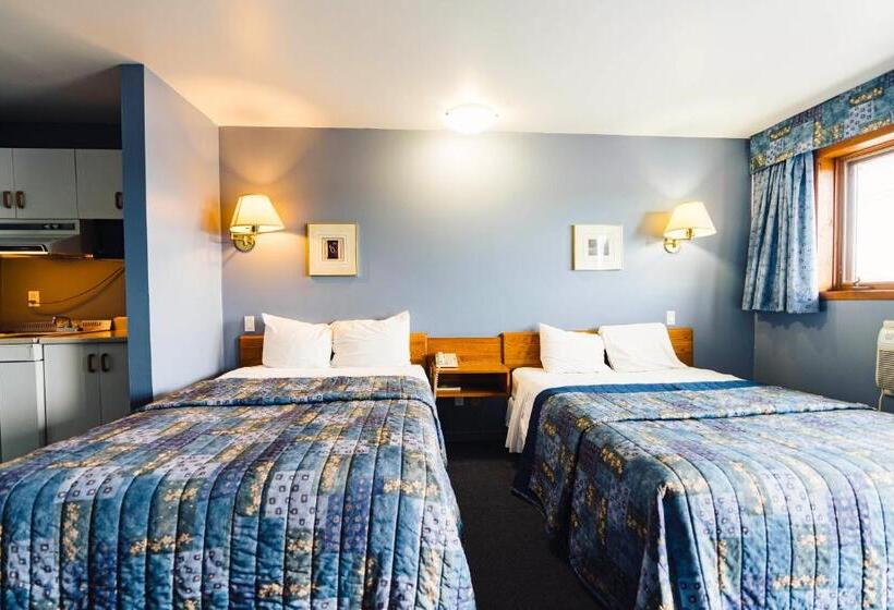 Четырехместный Номер Стандарт, Auberge Harris