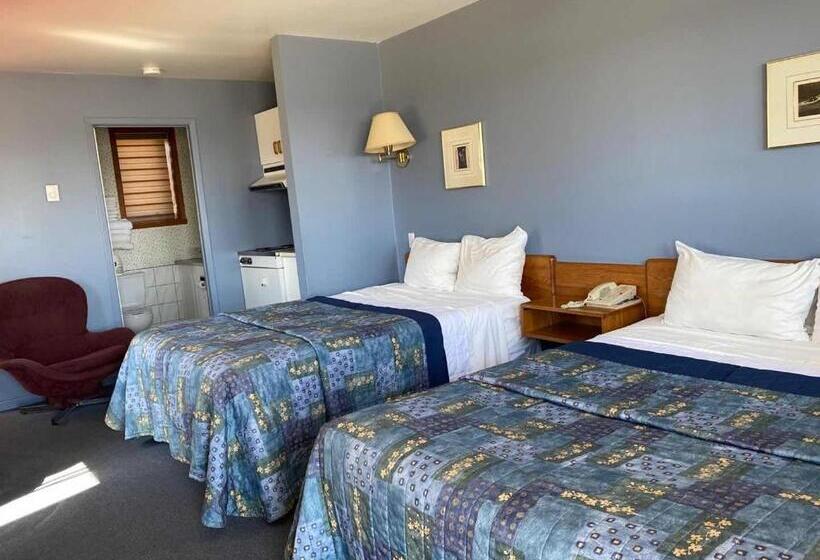 Четырехместный Номер Стандарт, Auberge Harris