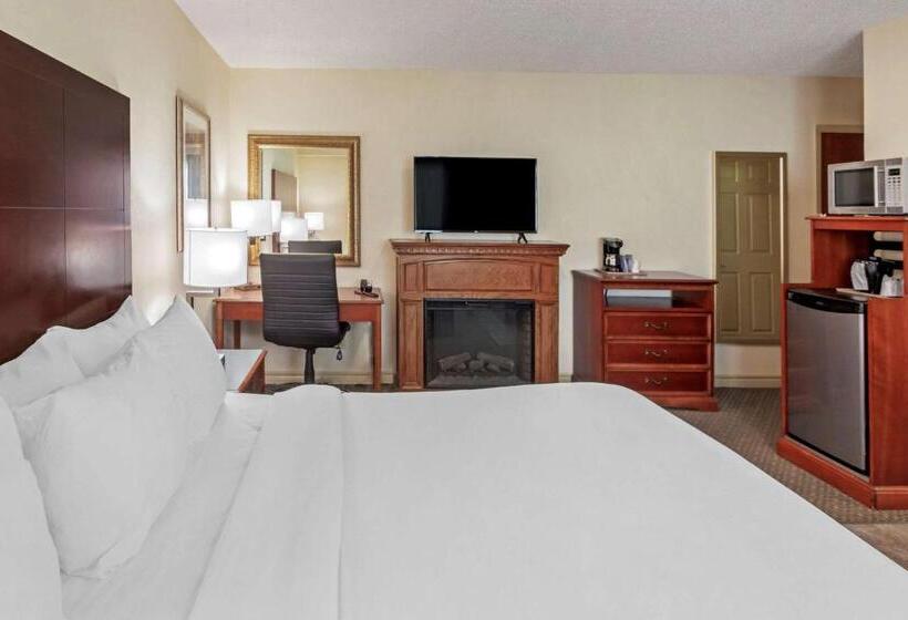 Номер бизнес-класса, Comfort Inn & Suites Thousand Islands Harbour District