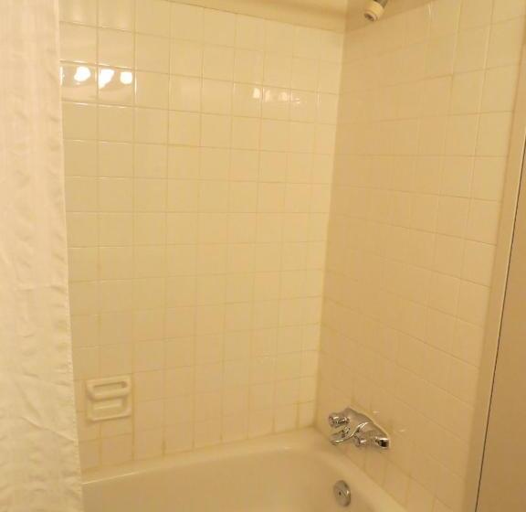 Номер Стандарт, Heritage Inn Hotel & Convention Centre   Pincher Creek