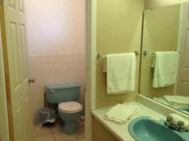 套房, Lotus Motel