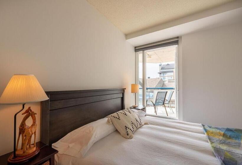 ３ベッドルームアパートメント, Hebergement Montsteanne Condos
