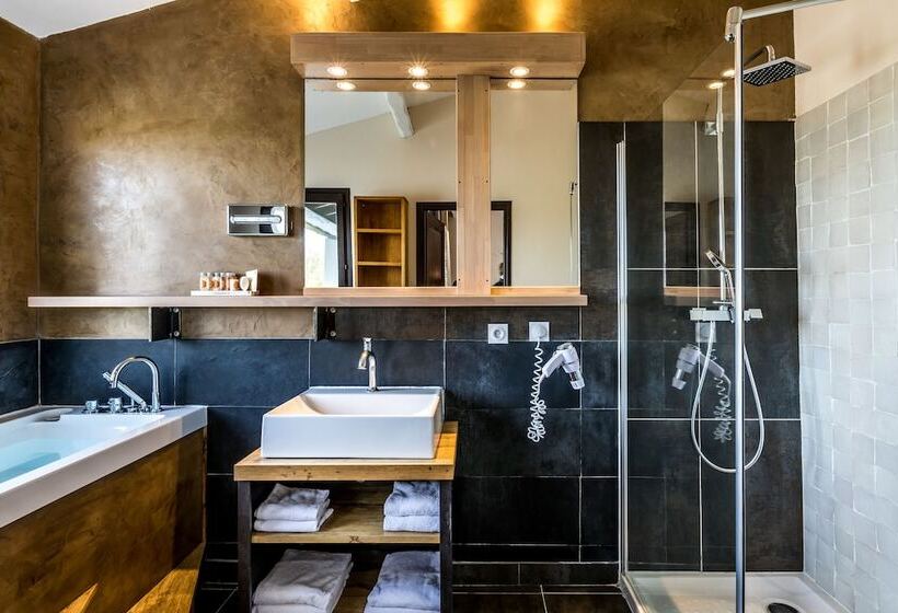اتاق استاندارد, Les Bains Gardians