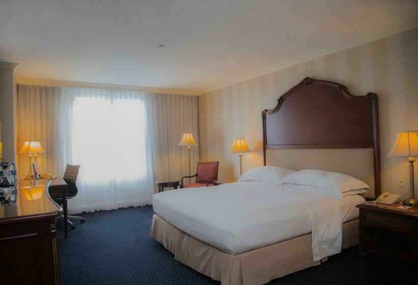اتاق سوپریور با تخت بزرگ, Barcelo San Salvador