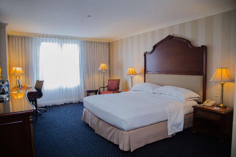 اتاق سوپریور با تخت بزرگ, Barcelo San Salvador