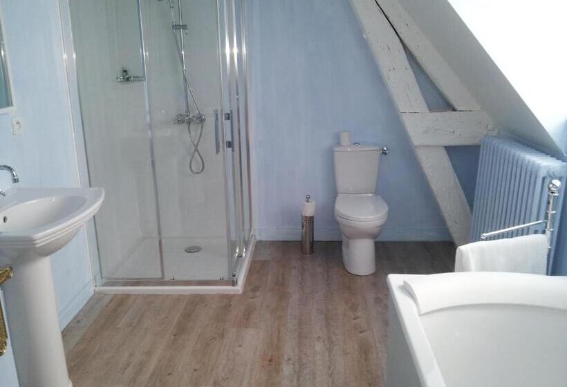 Дом 3 Спальни, Chateau De La Bourdaisiere