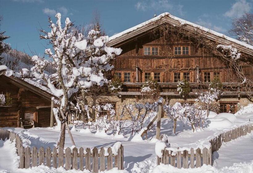 کلبه ییلاقی, Les Fermes De Marie