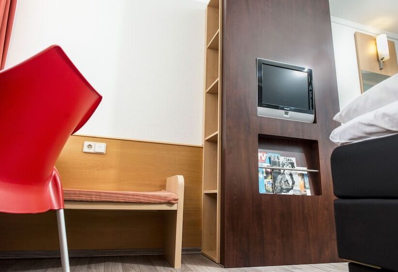 Номер Стандарт, Ibis Kassel Melsungen