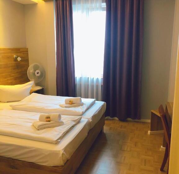 Номер Стандарт, Residenz Düsseldorf