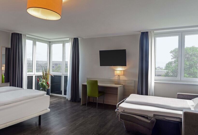 غرفة قياسية ثلاثية, B&B HOTEL Krefeld-Süd