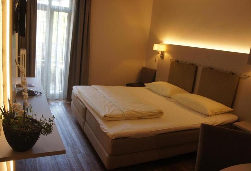디럭스 룸, Stadthotel Engel
