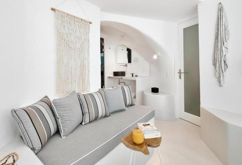 سوییت با استخر, Dana Villas & Infinity Suites