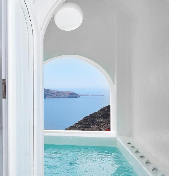 سوییت با استخر, Dana Villas & Infinity Suites