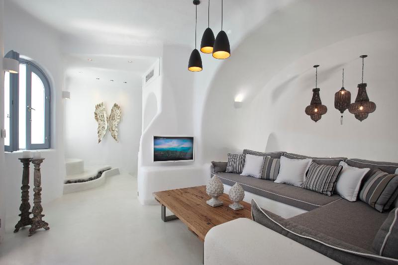 سوییت با استخر, Dana Villas & Infinity Suites