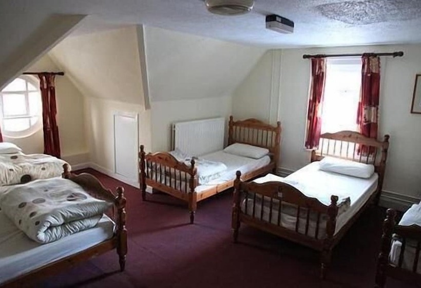 공동 객실, Kinlay House Hostel
