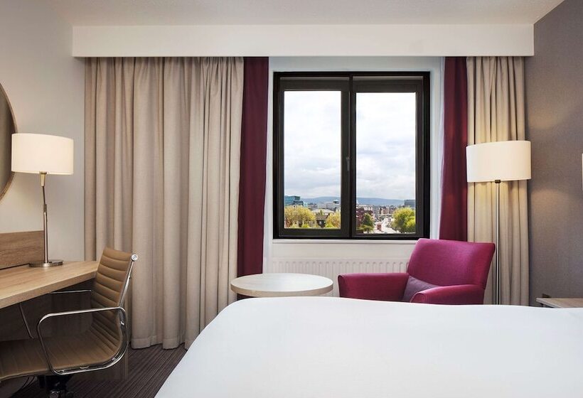 اتاق استاندارد با تخت دوبل, Hilton Garden Inn Dublin City Centre
