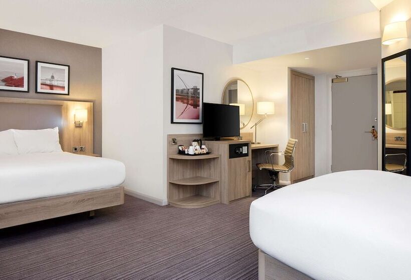 اتاق خانوادگی, Hilton Garden Inn Dublin City Centre
