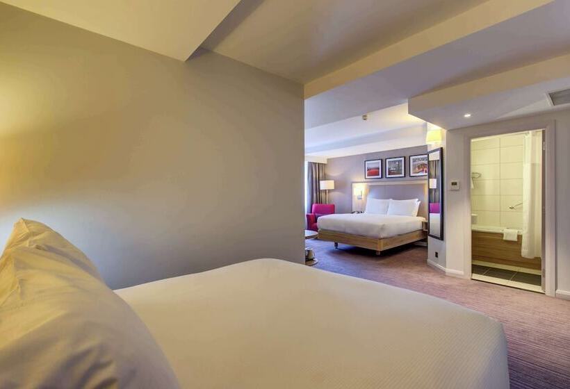 اتاق خانوادگی, Hilton Garden Inn Dublin City Centre