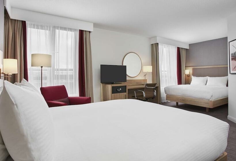 اتاق خانوادگی, Hilton Garden Inn Dublin City Centre