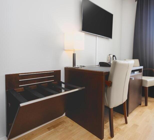 اتاق استاندارد یک نفره, Kea By Keahotels