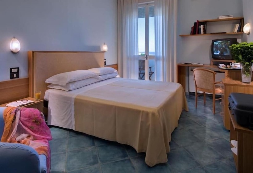 Comfort Room Sea View, Color Alexandra Plaza Family