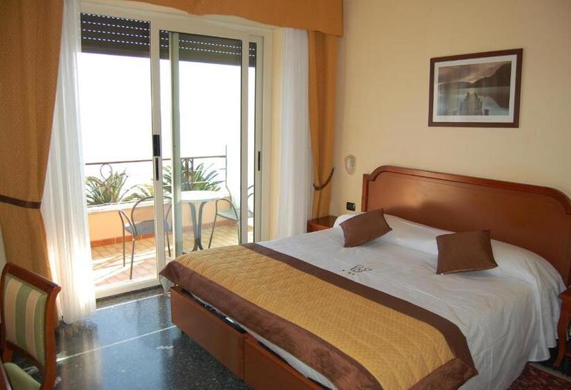اتاق سوپریور, Grand Hotel Moroni