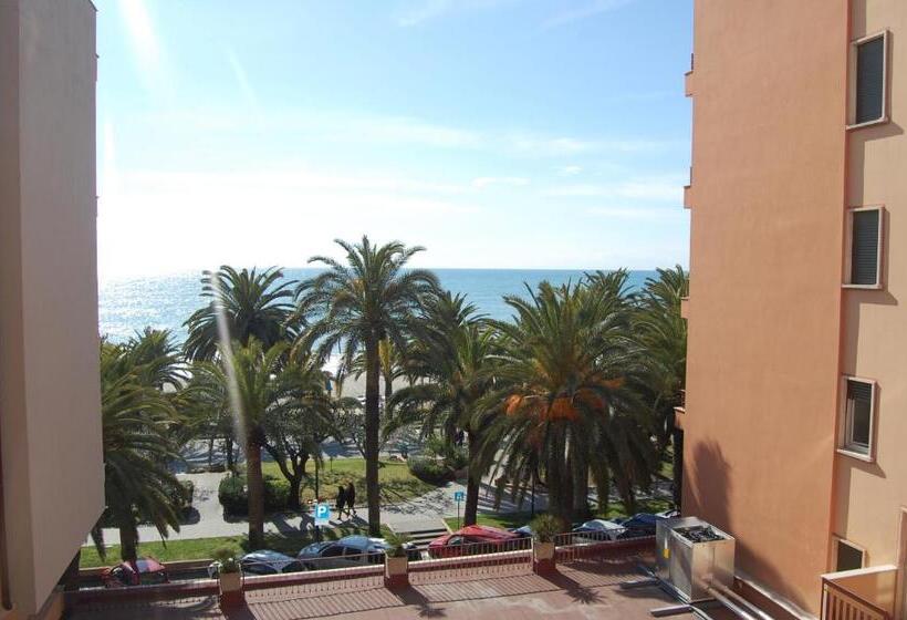اتاق استاندارد, Grand Hotel Moroni