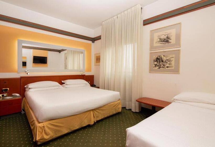 اتاق کلاسیک سه تخته, Jet Hotel, Sure Hotel Collection By Best Western