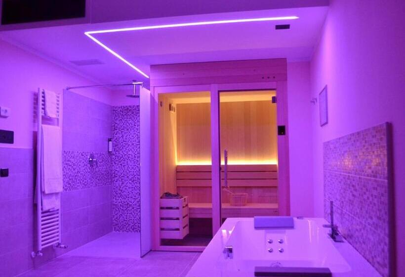자쿠지 스위트, Saccardi & Spa  Adults Only