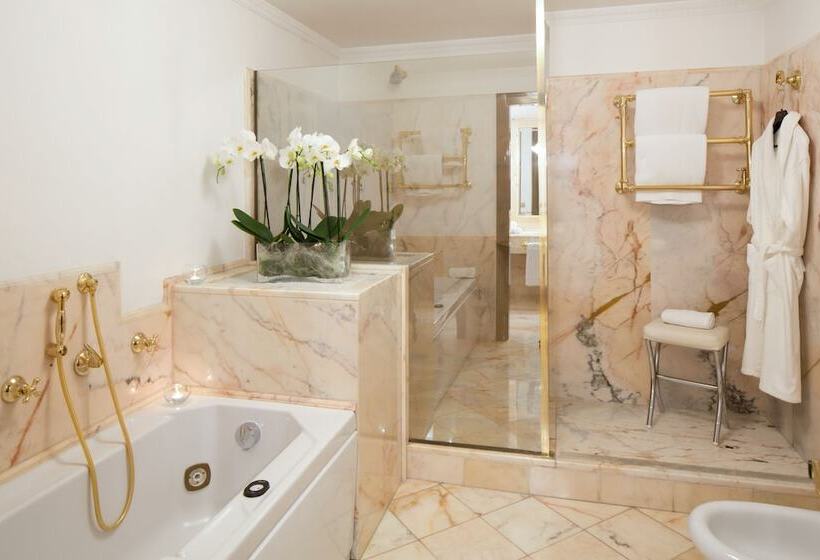 اتاق خانوادگی, Starhotels Du Parc
