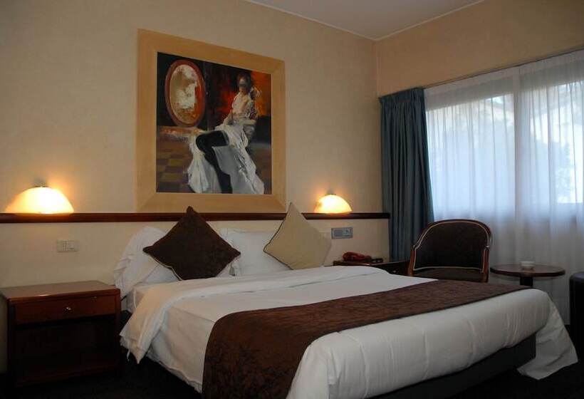 Классический Номер, Green Hotel Motel