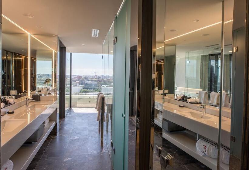 Люкс, Emporium Hotel South Bank