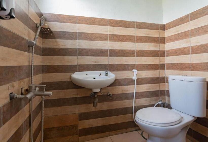 Номер Стандарт, Reddoorz Near Kampung Gajah 2