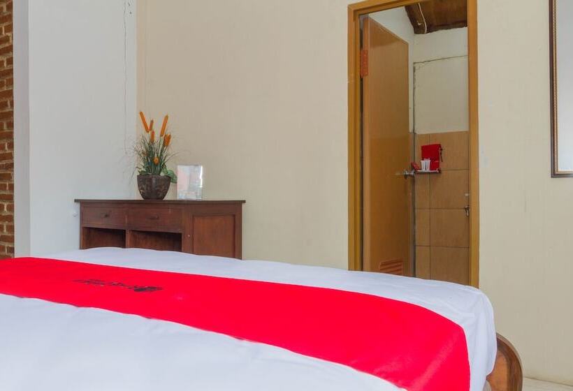 Семейный Номер, Reddoorz Near Kampung Gajah 2