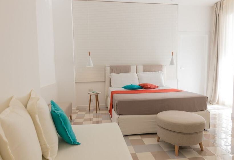 اتاق راحتی سه تخته, Grand Hotel Riviera   Cdshotels