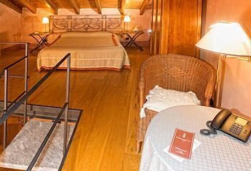 سوییت جونیور, Locanda Dei Mai Intees