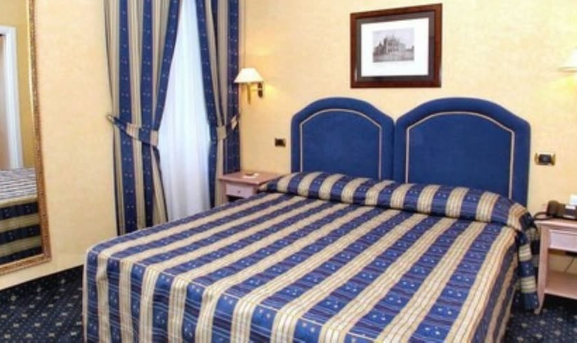 اتاق استاندارد چهار تخته, Valle