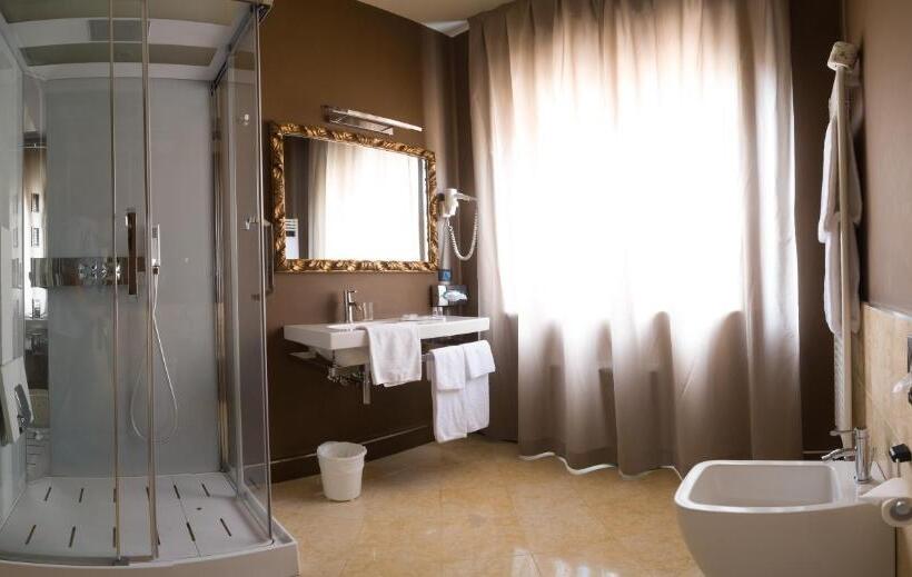 سوییت جونیور, Rechigi Hotel   Adults Only