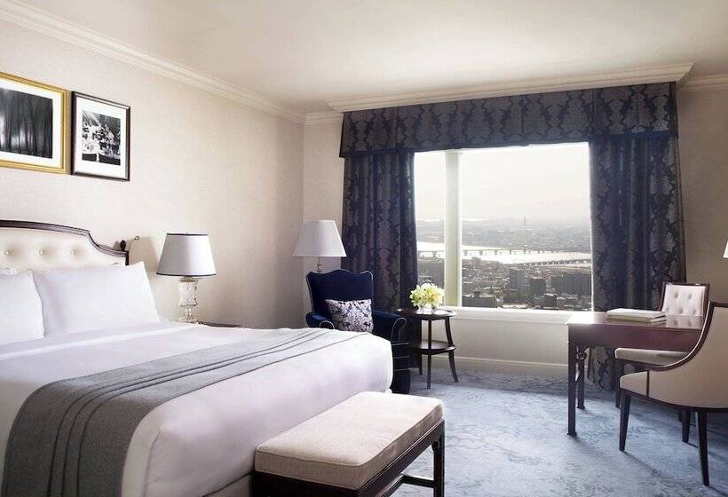اتاق کلاب, The Ritzcarlton, Osaka