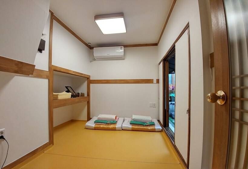 اتاق استاندارد, Bukchon Sosunjae Guesthouse