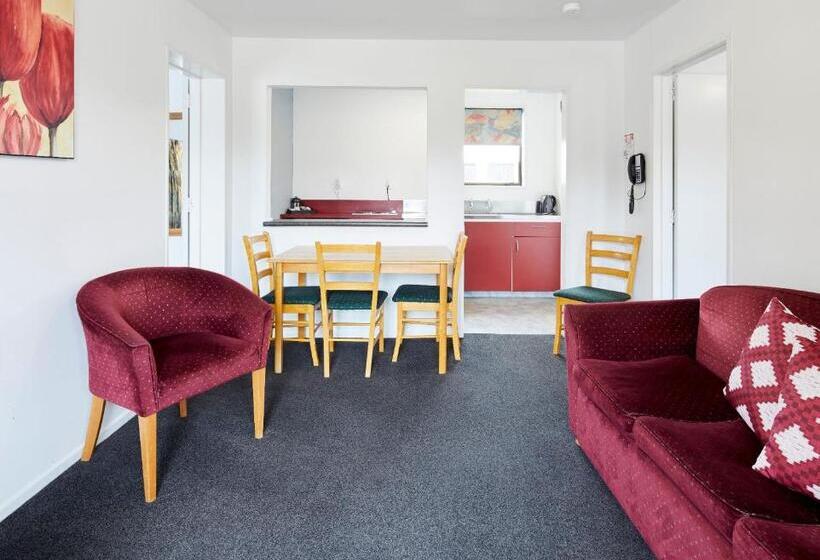 Апартаменты 2 Спальни, Aotea Motel