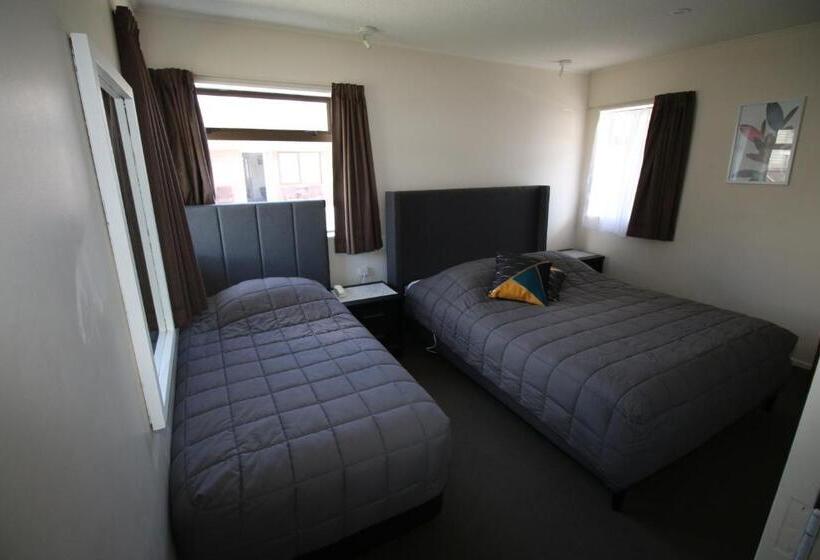 Апартаменты 1 Спальня с Видом, Foreshore Motor Lodge