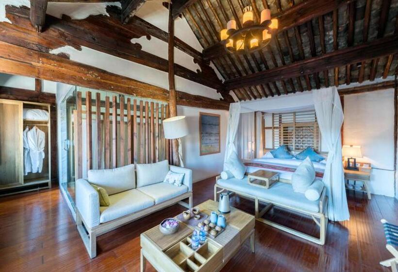سوئیت با وان آب گرم, Dali Old Courtyard Boutique Inn