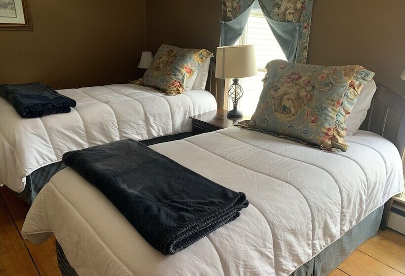 Номер Стандарт, Smugglers Notch Inn