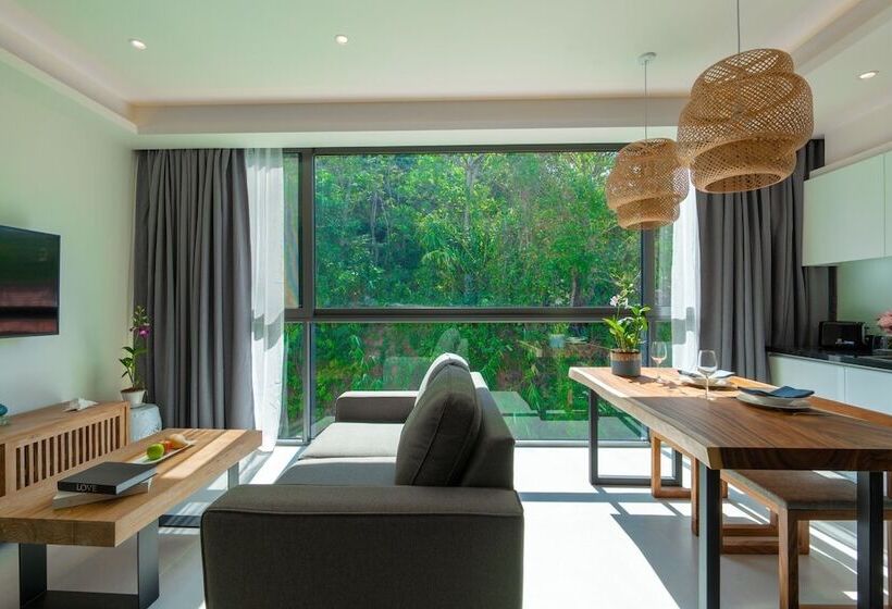 سوییت, Patong Heights