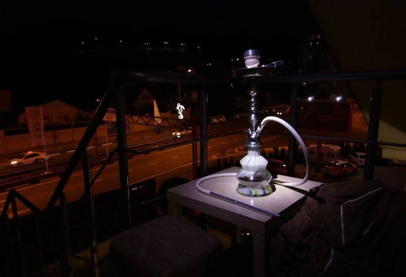 Кровать в Общей Комнате, Hostel House Sochi