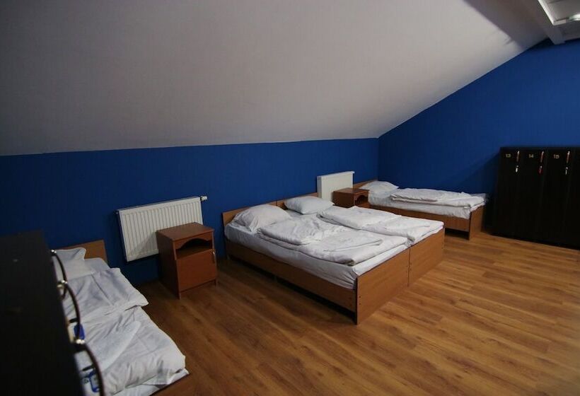 Кровать в Общей Комнате, Hostel House Sochi