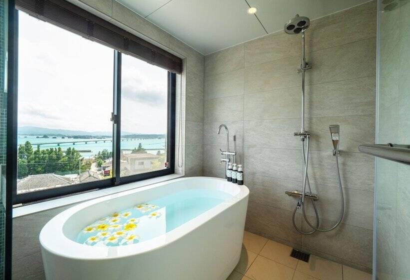 ویلای 1 خوابه با چشم‌انداز دریا, One Suite The Terrace